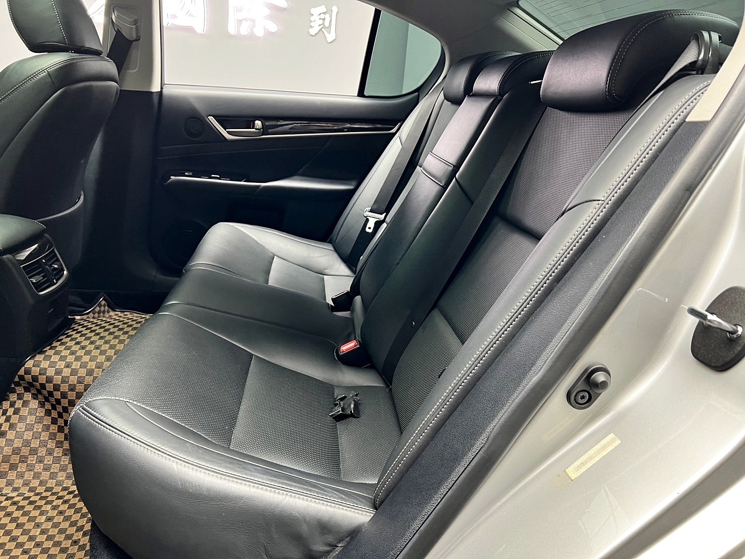 2012 GS250 豪華版 通風椅 天窗 高CP值 房車 ❗️(099)【 元禾國際 阿龍店長 0968-691-205】元禾國際 新北最大車庫 實車實價 認證車  第4張相片