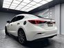 2017 馬三 Mazda3 BOSE 旗艦型 超高CP值 熱門房車 ❗️(156)【 元禾國際 阿龍店長 0968-691-205】元禾國際 新北最大車庫 實車實價 認證車  第3張縮圖