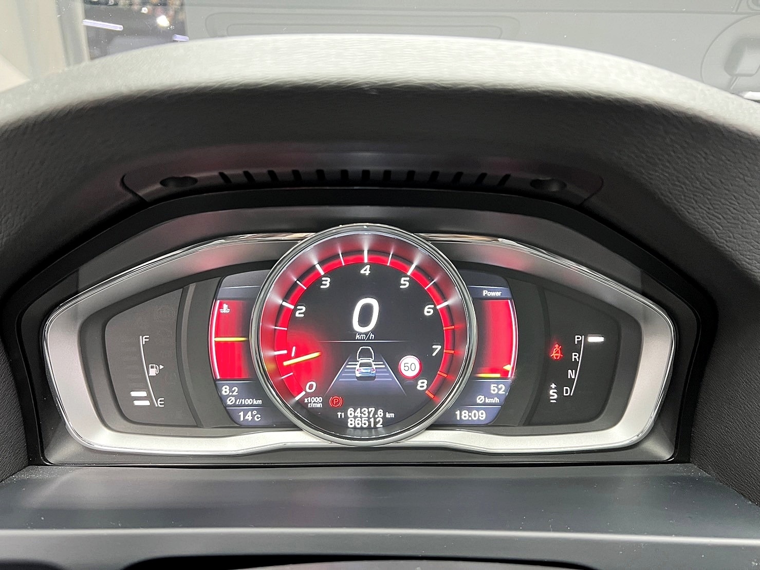 2015 S60 T4 旗艦版 消光白 貼膜 升級鋁圈 加大碟盤 亮黑卡鉗 車頂貼黑 ❗️(255)【 元禾國際 阿龍店長 0968-691-205】元禾國際 新北最大車庫 實車實價 認證車  第8張相片