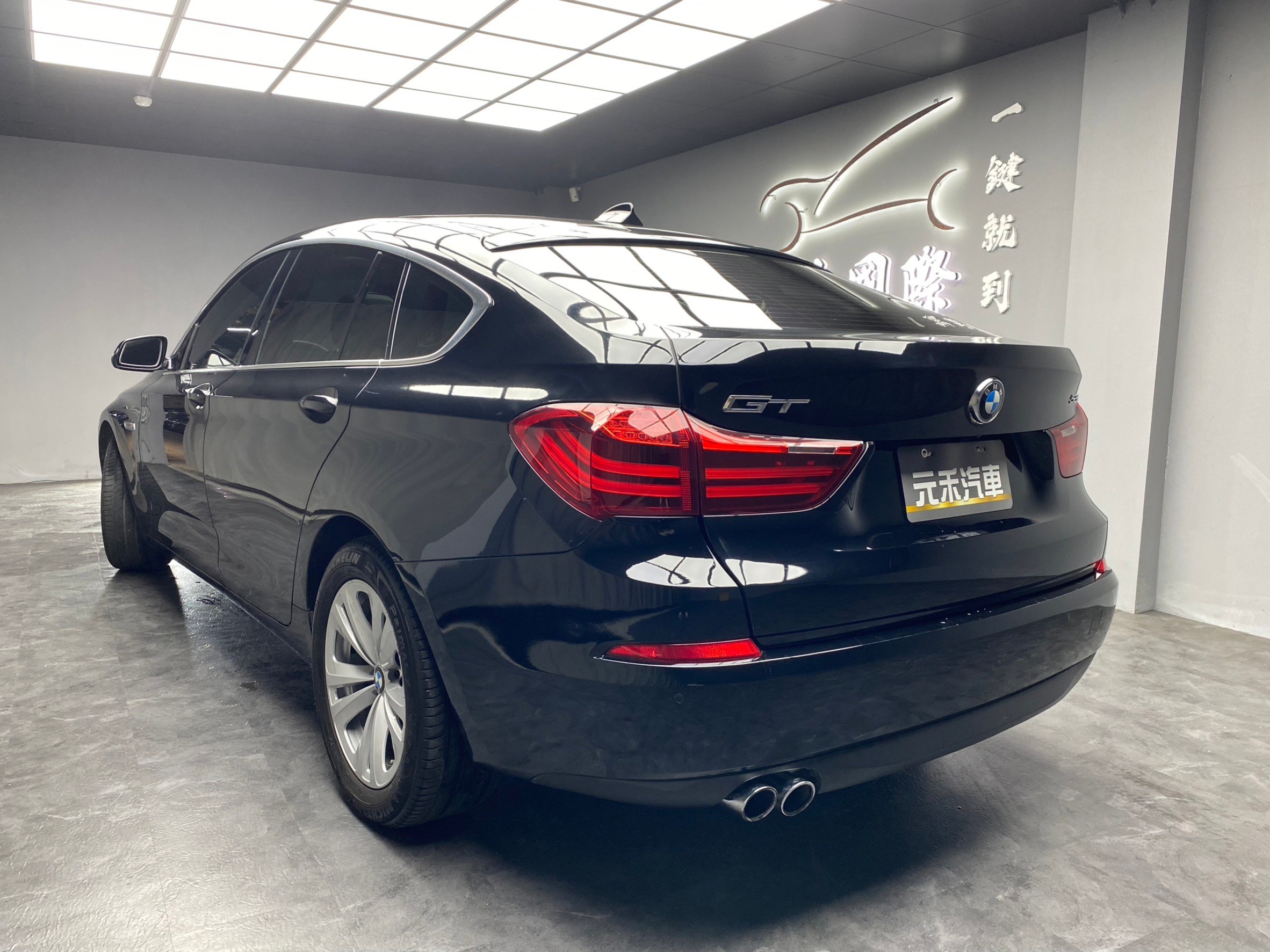 2016 BMW 528i GT 全景天窗 電尾門 安卓機 ❗️(092)【 元禾國際 阿龍店長 0968-691-205】元禾國際 新北最大車庫 實車實價 認證車  第4張相片