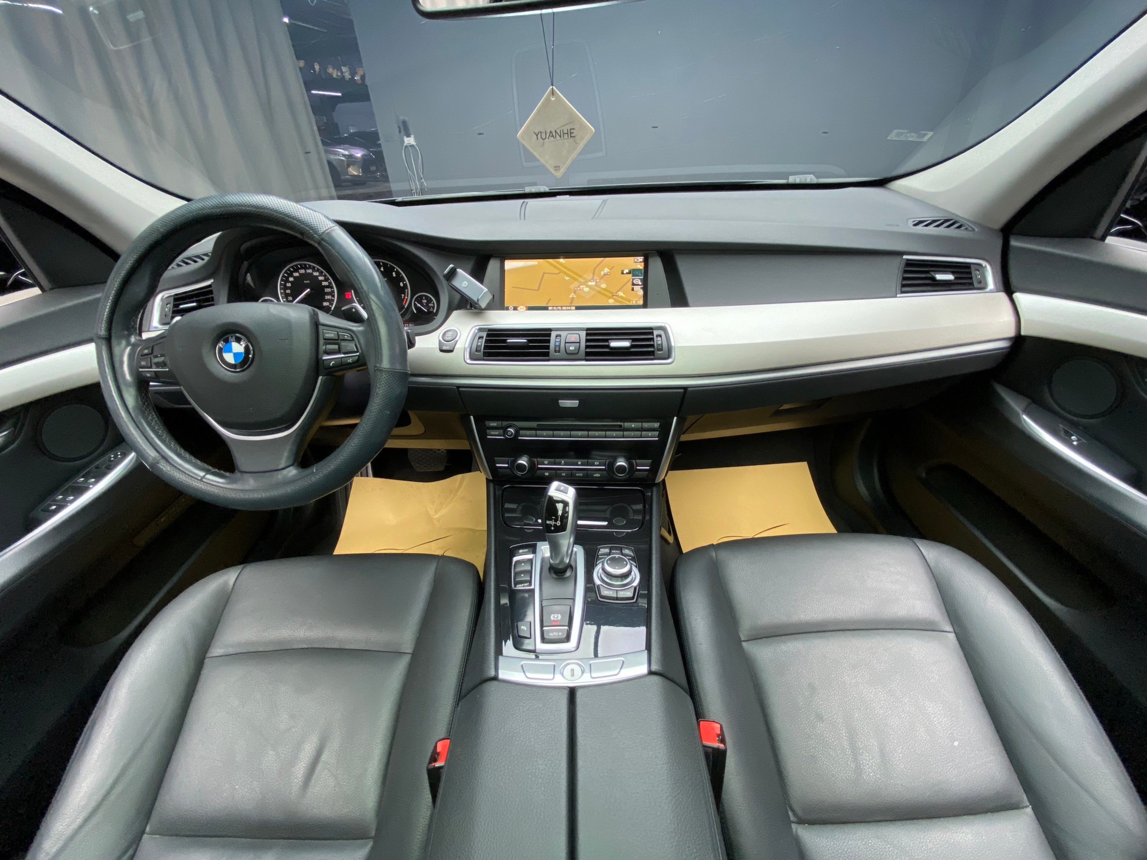 2016 BMW 528i GT 全景天窗 電尾門 安卓機 ❗️(092)【 元禾國際 阿龍店長 0968-691-205】元禾國際 新北最大車庫 實車實價 認證車  第7張相片