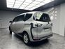 2018 Toyota Sienta 豪華版 熱門 七人座 休旅 ❗️(130)【 元禾國際 阿龍店長 0968-691-205】元禾國際 新北最大車庫 實車實價 認證車  第3張縮圖