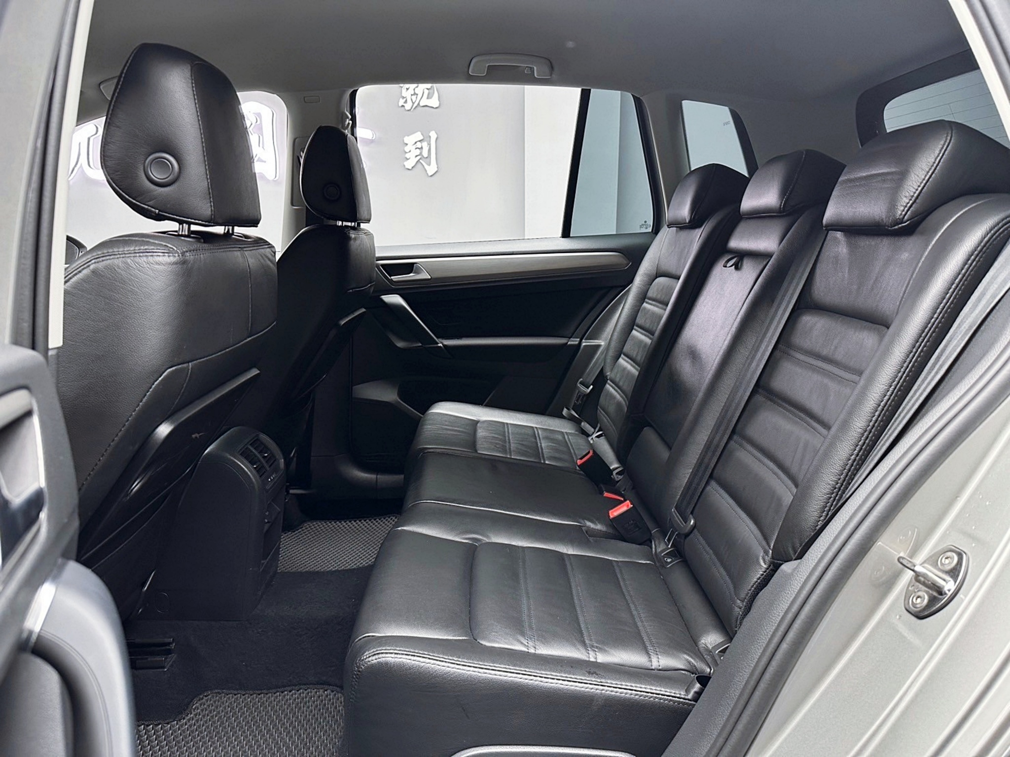 2017 Golf Sportsvan 280TDI Comfortline 省油省稅 柴油休旅 ❗️(134)【 元禾國際 阿龍店長 0968-691-205】元禾國際 新北最大車庫 實車實價 認證車  第5張相片