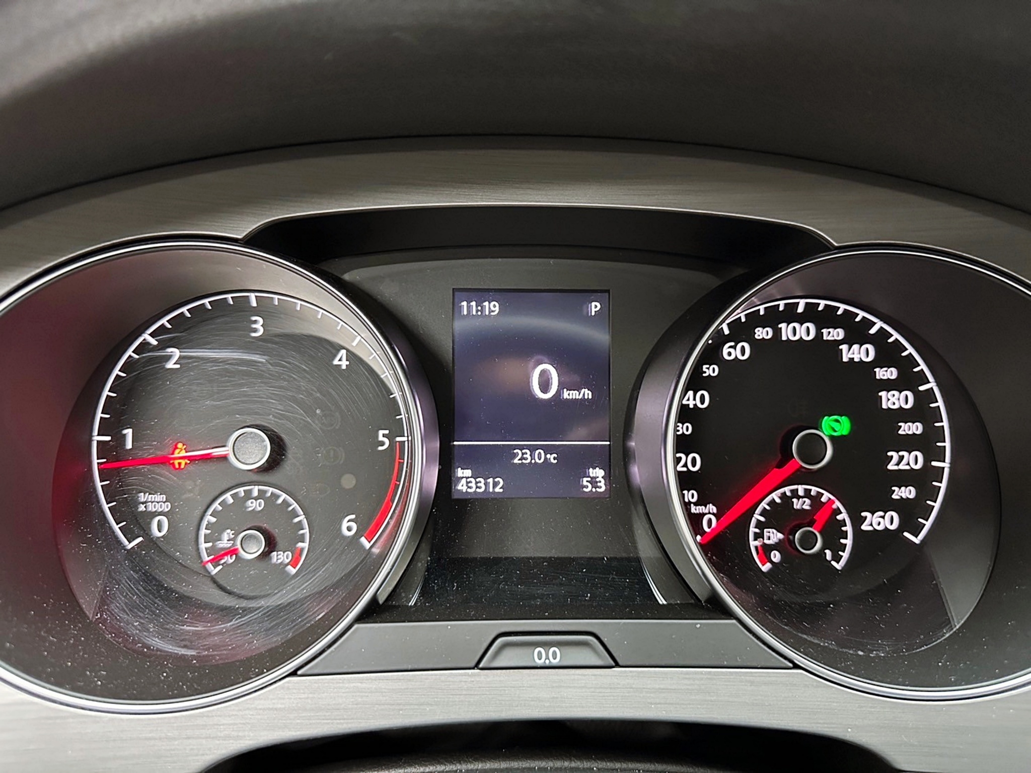 2017 Golf Sportsvan 280TDI Comfortline 省油省稅 柴油休旅 ❗️(134)【 元禾國際 阿龍店長 0968-691-205】元禾國際 新北最大車庫 實車實價 認證車  第8張相片