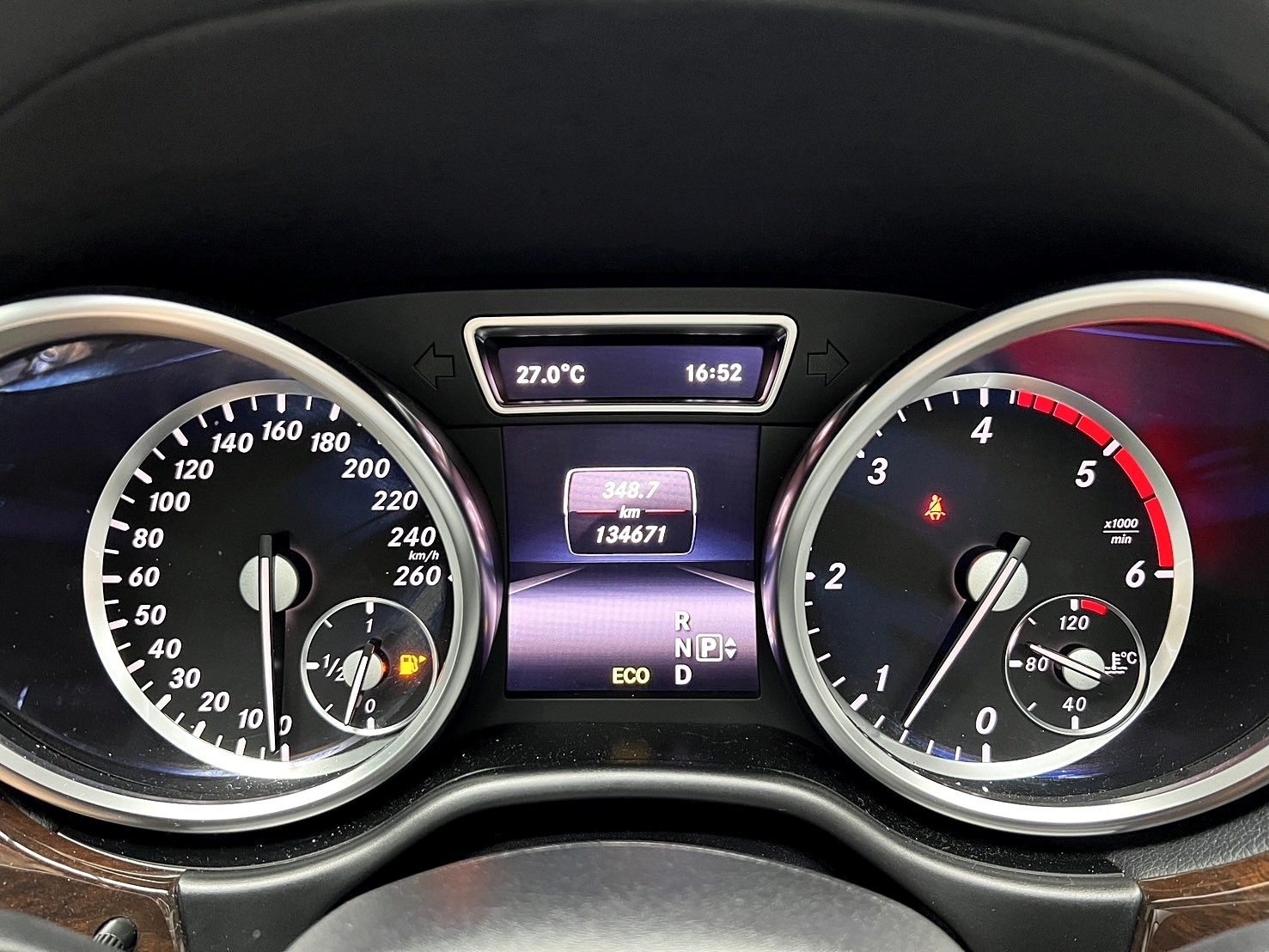 2014 BENZ GL350 BlueTEC 賓士柴油四驅七人座 全景天窗/自動停車❗️(089)【 元禾國際 阿龍店長 0968-691-205】元禾國際 新北最大車庫 實車實價 認證車  第9張相片