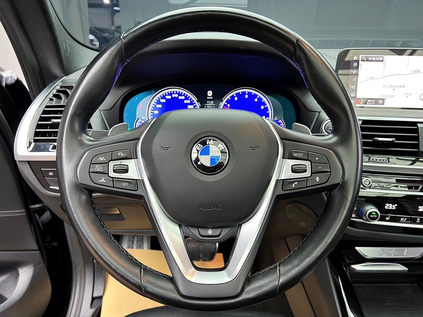 2018 BMW X3 5AT套件 環景 電熱方向盤 G世代 ❗️(037)【 元禾國際 阿龍店長 0968-691-205】元禾國際 新北最大車庫 實車實價 認證車  第7張相片