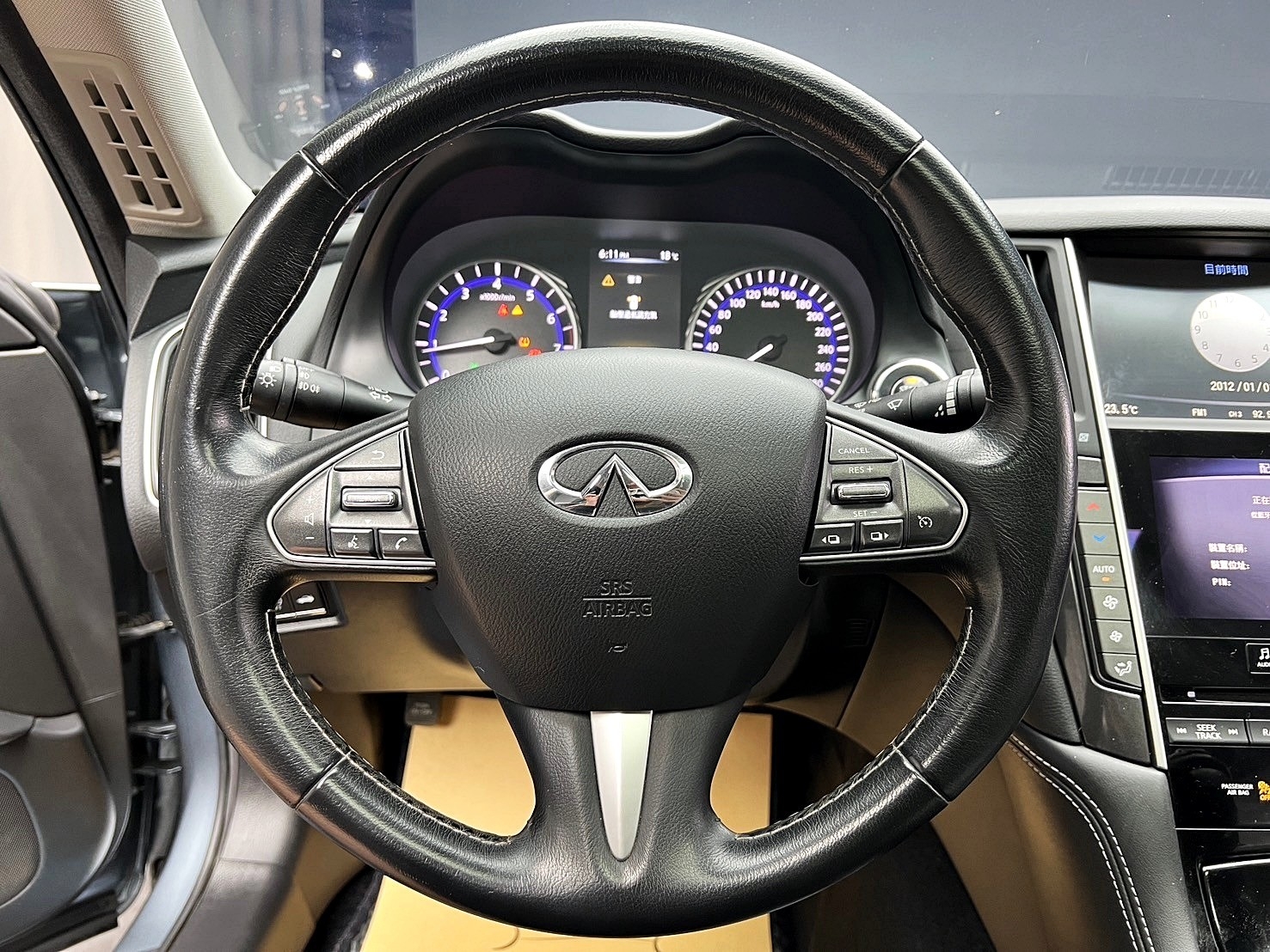 2015 INFINITI Q50 天窗 豪華款 211匹 大馬力 高CP值 房車 ❗️(220)【 元禾國際 阿龍店長 0968-691-205】元禾國際 新北最大車庫 實車實價 認證車  第6張相片