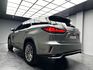 2021式 Lexus RX450hL 油電 七人座 四驅 旗艦版 環景 跟車 ML 大滿配 ❗️(133)【 元禾國際 阿龍店長 0968-691-205】元禾國際 新北最大車庫 實車實價 認證車  第5張縮圖