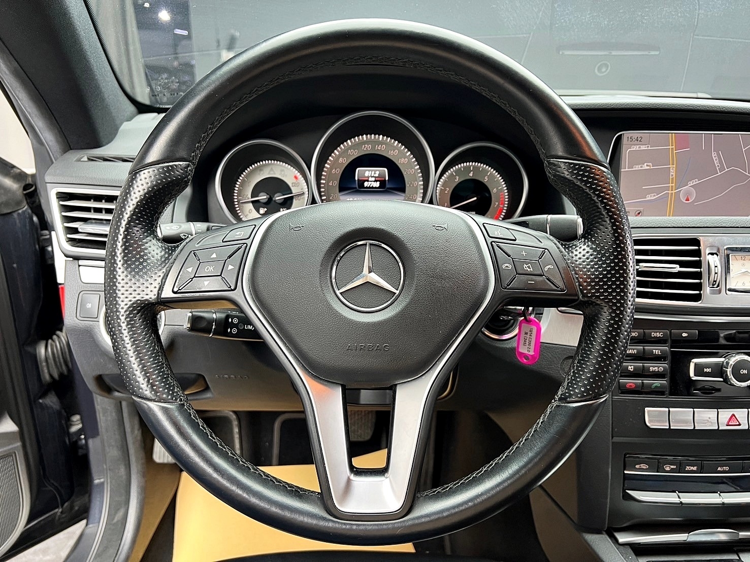 2014式 E200 Coupe 自動停車 低里程 雙門轎跑 ❗️(245)【 元禾國際 阿龍店長 0968-691-205】元禾國際 新北最大車庫 實車實價 認證車  第7張相片
