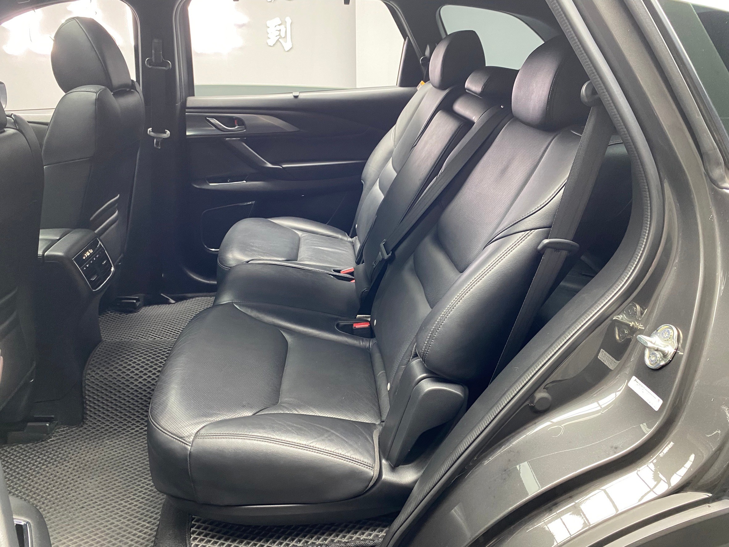 2017 MAZDA CX9 SKY G AWD 七人座 旗艦版 BOSE 音響 CarPlay ❗️(253)【 元禾國際 阿龍店長 0968-691-205】元禾國際 新北最大車庫 實車實價 認證車  第5張相片