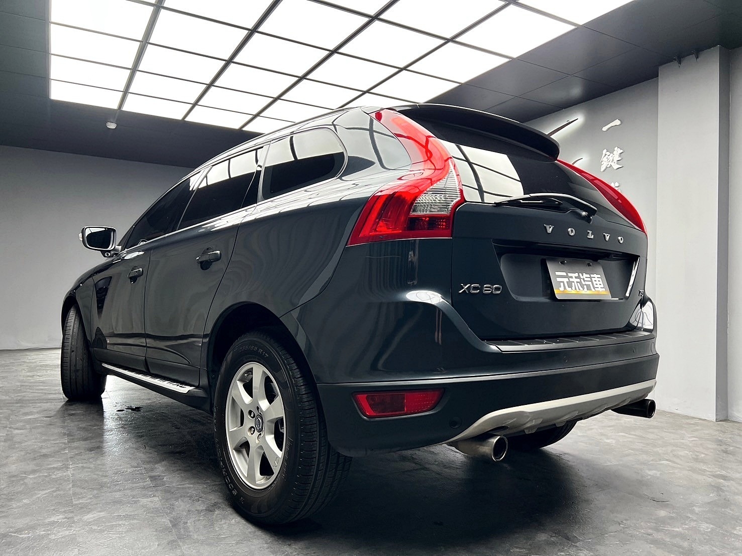 2012式 Volvo XC60 T5 豪華版 盲點 電尾門 實惠 休旅車 代步車 ❗️【 元禾國際 阿龍店長 0968-691-205】阿龍中古車 新北最大車庫 實車實價 認證車 無泡水 無事故 (138)  第3張相片