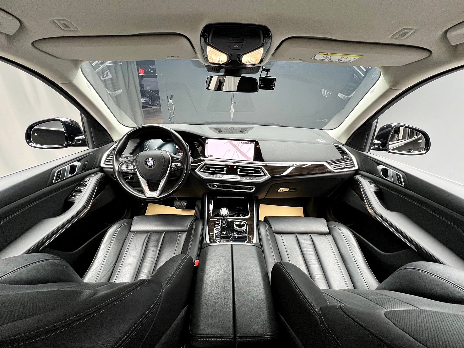 2019式 BMW X5 xDrive40i 豪華版 5AU套件 全數位虛擬座艙 水晶排擋桿 ❗️【 元禾國際 阿龍店長 0968-691-205】阿龍中古車 二手車 中古車 新北最大車庫 實車實價 認證車 無泡水 無事故 (005)  第4張相片