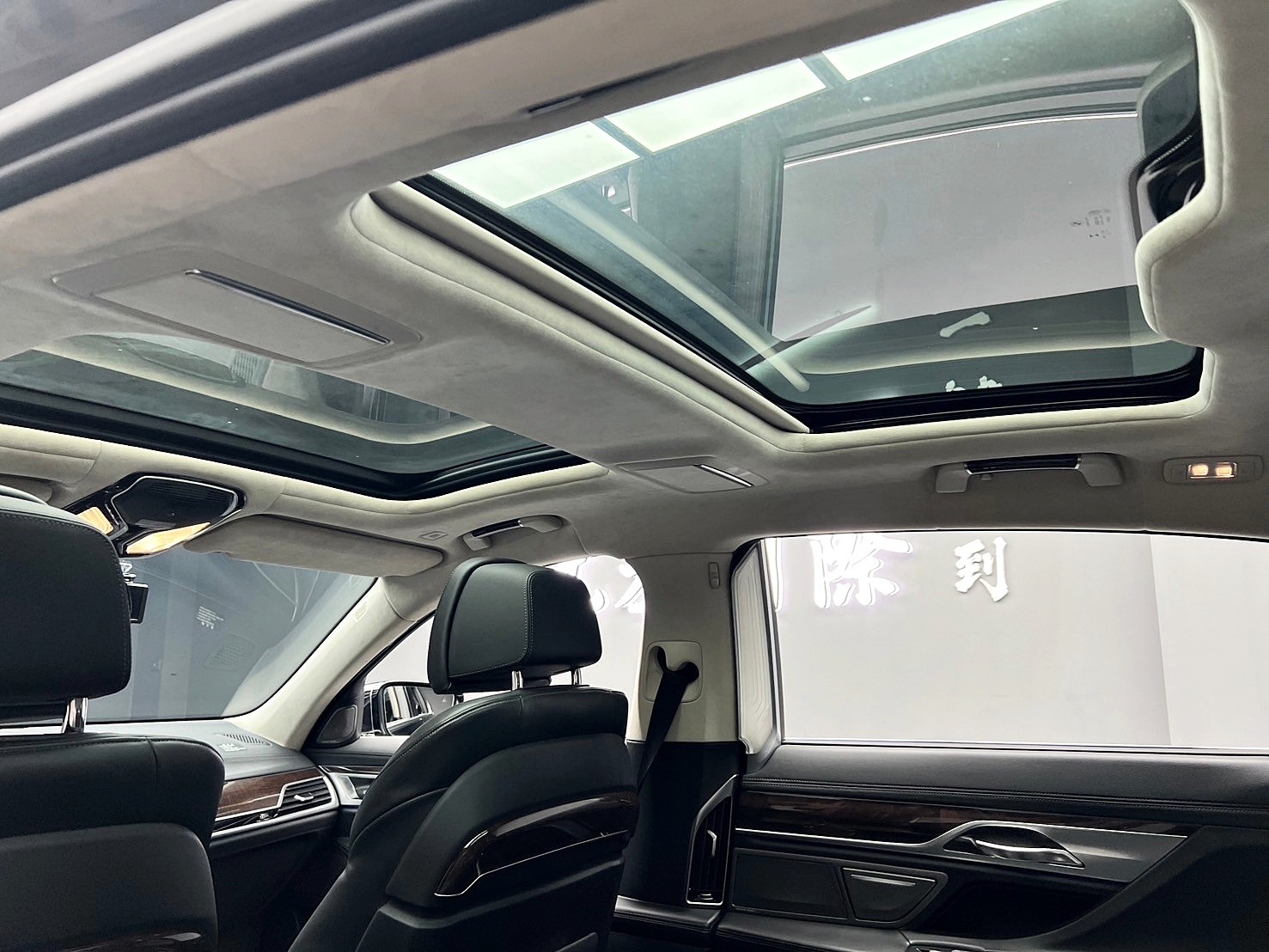 2017式 BMW 740Li Luxury 5AS 駕駛輔助 環景 四座 電冷熱椅 ❗️(171)【 元禾國際 阿龍店長 0968-691-205】阿龍中古車 二手車 中古車 新北最大車庫 實車實價 認證車 無泡水 無事故   第10張相片