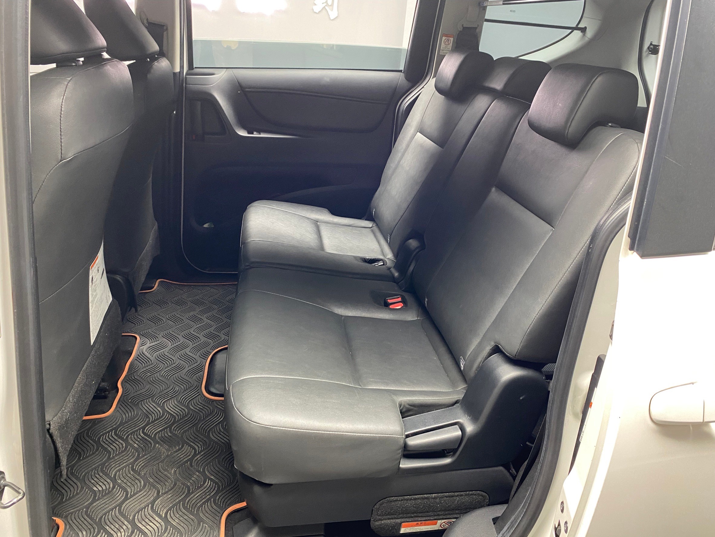 2018 Toyota Sienta 5人座 經典版 升級 抬頭顯示 ❗️【 元禾國際 阿龍店長 0968-691-205】阿龍中古車 二手車 中古車 新北最大車庫 實車實價 認證車 無泡水 無事故(002)  第9張相片