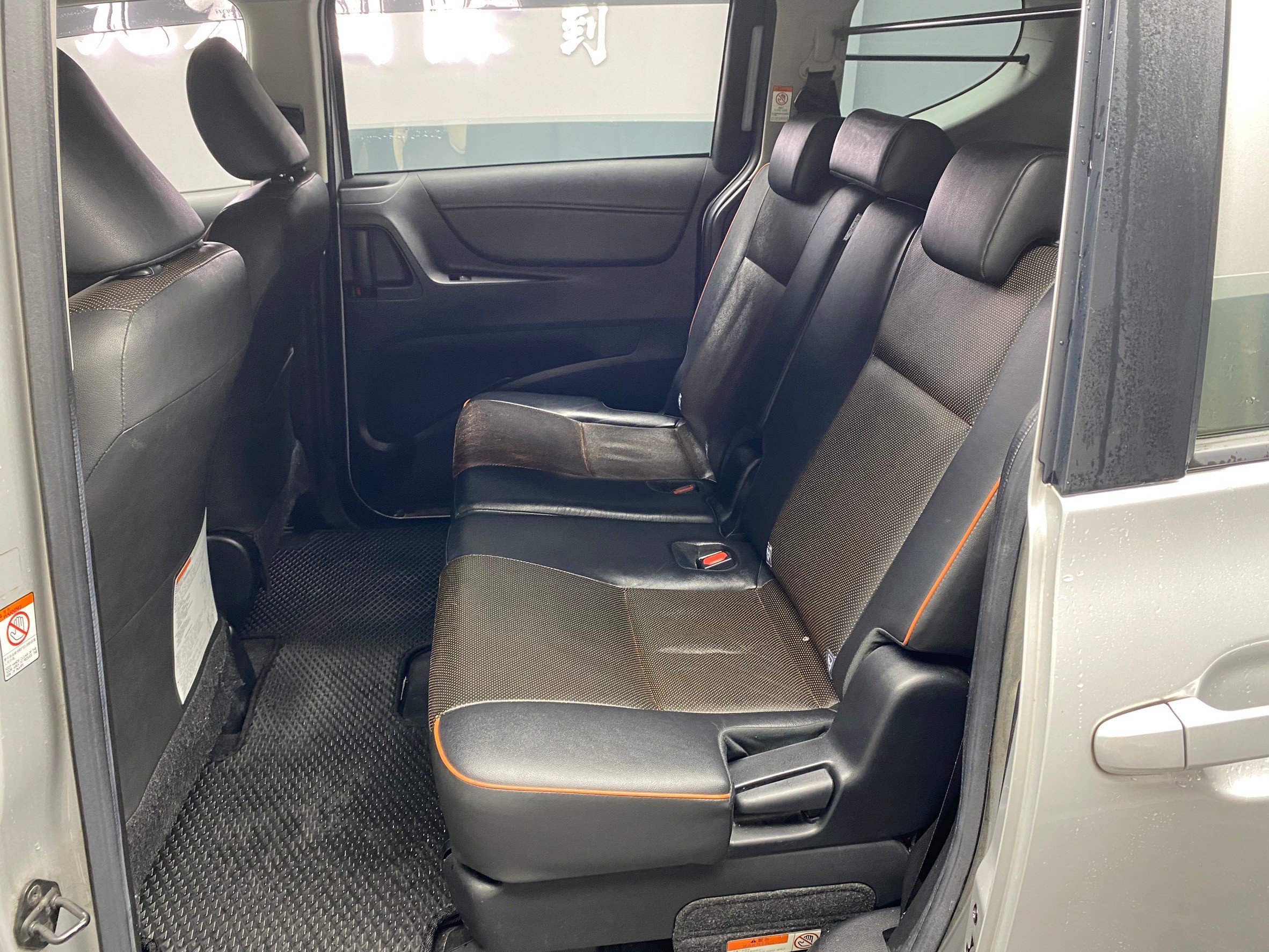2017 Toyota Sienta 五人座 豪華+ 右電滑門 導航 ❗️【 元禾國際 阿龍店長 0968-691-205】阿龍中古車 二手車 中古車 新北最大車庫 實車實價 認證車 無泡水 無事故(135)  第4張相片