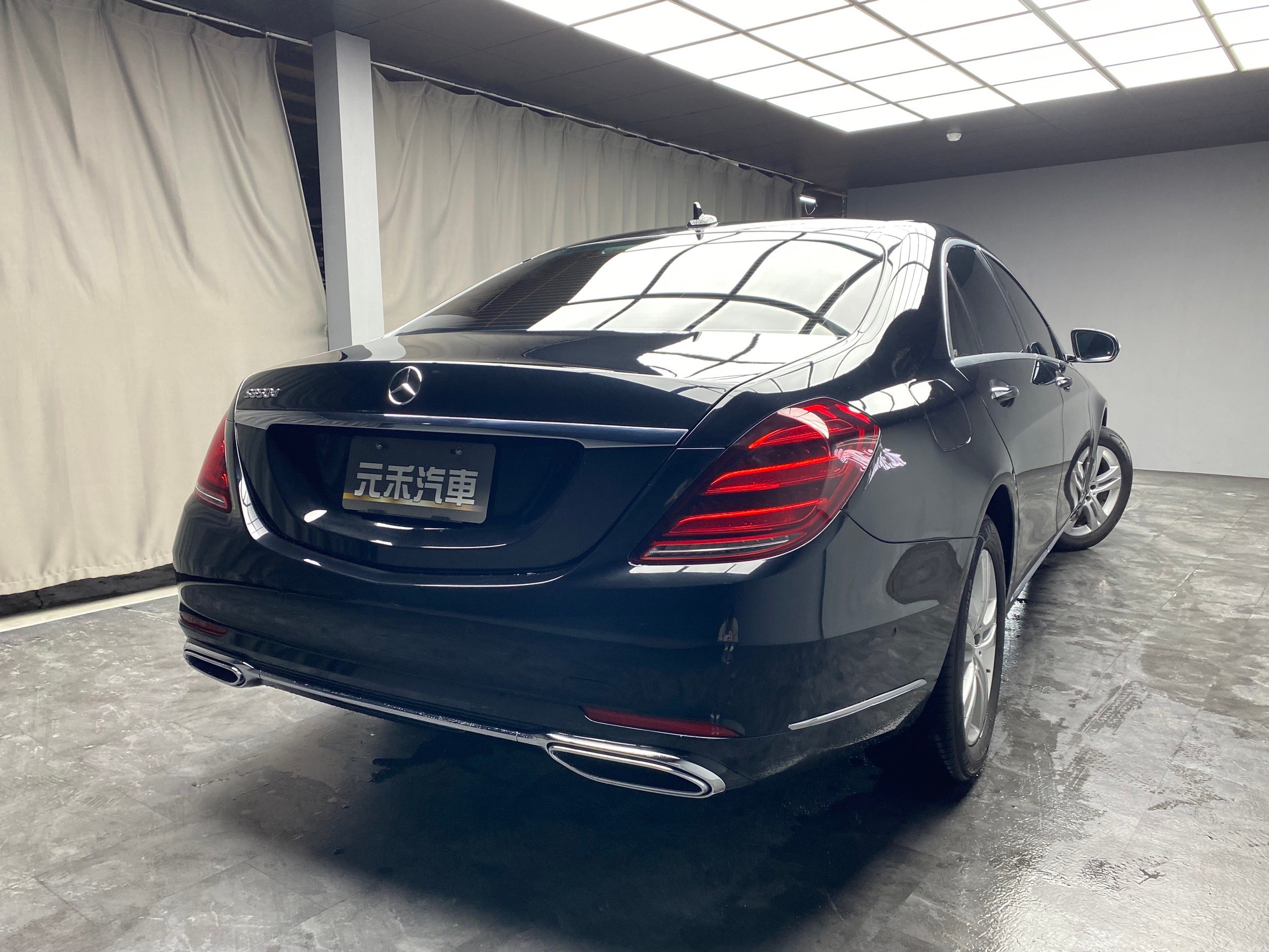 2019 W222 BENZ S350dL 23P 套件 冷熱通風椅 電吸門 氣氛燈 ❗️【 元禾國際 阿龍店長 0968-691-205】阿龍中古車 二手車 中古車 新北最大車庫 實車實價 認證車 無泡水 無事故(237)  第2張相片