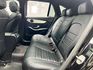 2016 Benz GLC250 4MATIC AMG Line 全景天窗 環景 空力套件 ❗️ 【 元禾國際 阿龍店長 0968-691-205】阿龍中古車 二手車 中古車 新北最大車庫 實車實價 認證車 無泡水 無事故 (106)  第4張縮圖