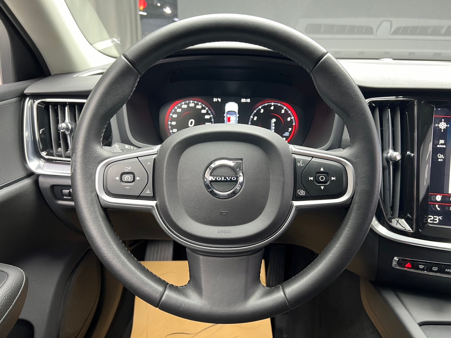 2019 Volvo S60 T4 ACC 跟車 數位儀表 CarPlay ❗️(245)【 元禾國際 阿龍店長 0968-691-205】阿龍中古車 二手車 中古車 新北最大車庫 實車實價 認證車  第10張相片