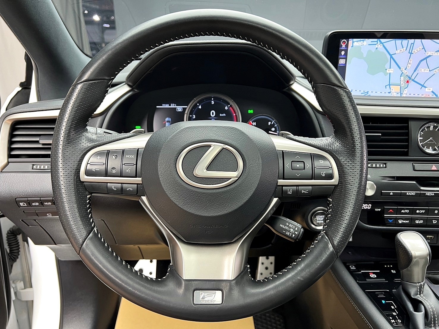 2020式 Lexus RX300 F版 大滿配 環景 跟車 ML音響 ❗️(045)【 元禾國際 阿龍店長 0968-691-205】阿龍中古車 二手車 中古車 新北最大車庫 實車實價 認證車  第7張相片