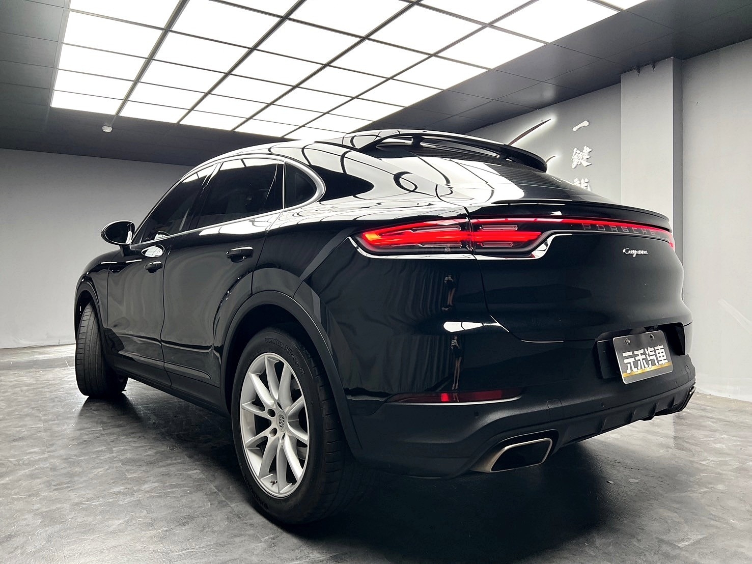 2020式 保時捷 凱燕 Porsche Cayenne Coupe V6 跑車套件 電子懸吊 選配真皮內裝 多選配❗️(190) 【 元禾國際 阿龍店長 0968-691-205】阿龍中古車 二手車 中古車 新北最大車庫 實車實價 認證車  第3張相片