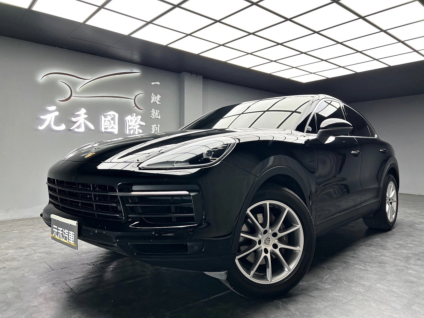 2020式 保時捷 凱燕 Porsche Cayenne Coupe V6 跑車套件 電子懸吊 選配真皮內裝 多選配❗️(190) 【 元禾國際 阿龍店長 0968-691-205】阿龍中古車 二手車 中古車 新北最大車庫 實車實價 認證車  第8張相片