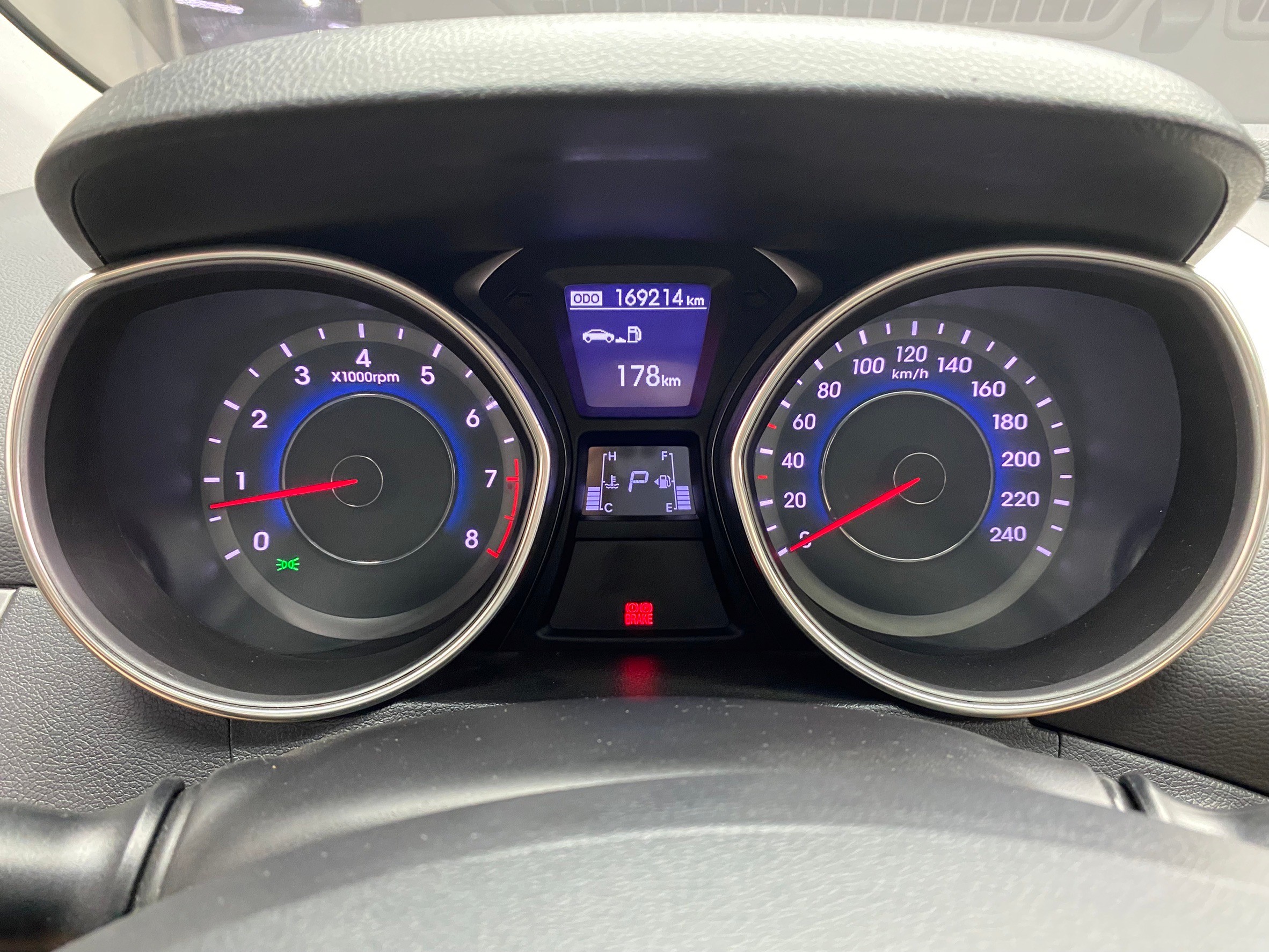 2013 Hyundai Elantra GLS旗艦型 天窗 免鑰匙 電動椅 ❗️(006)【 元禾國際 阿龍店長 0968-691-205】阿龍中古車 二手車 中古車 新北最大車庫 實車實價 認證車  第8張相片