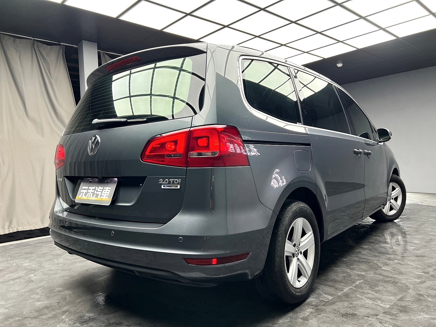 2015式 VW 福斯 Sharan TDI BMT 柴油 七人座 實惠休旅 ❗️(074)【 元禾國際 阿龍店長 0968-691-205】阿龍中古車 二手車 中古車 新北最大車庫 實車實價 認證車  第2張相片