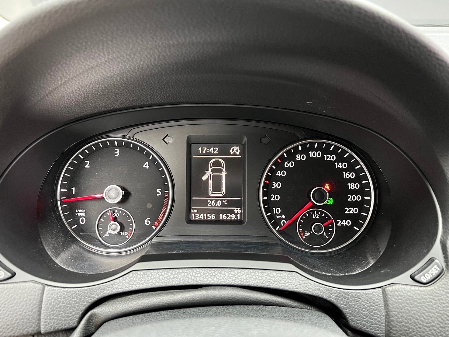 2015式 VW 福斯 Sharan TDI BMT 柴油 七人座 實惠休旅 ❗️(074)【 元禾國際 阿龍店長 0968-691-205】阿龍中古車 二手車 中古車 新北最大車庫 實車實價 認證車  第8張相片