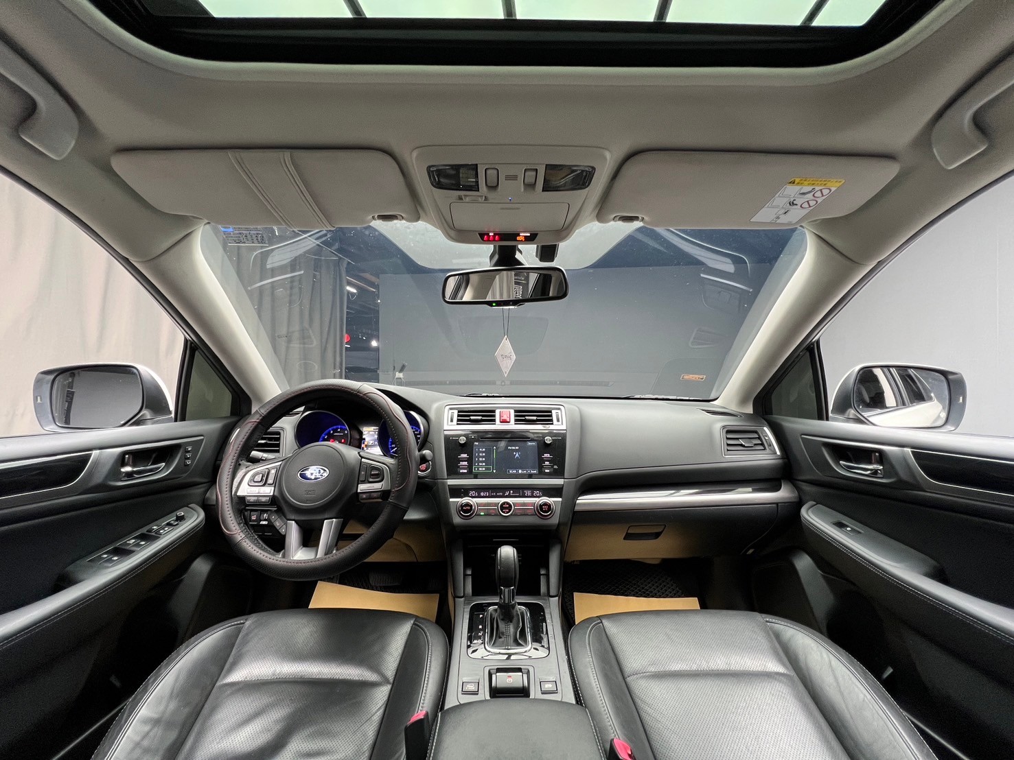 2016 速霸陸 Subaru Outback i-S 四驅 盲點 電尾門 ❗️(091)【 元禾國際 阿龍店長 0968-691-205】阿龍中古車 二手車 中古車 新北最大車庫 實車實價 認證車  第6張相片