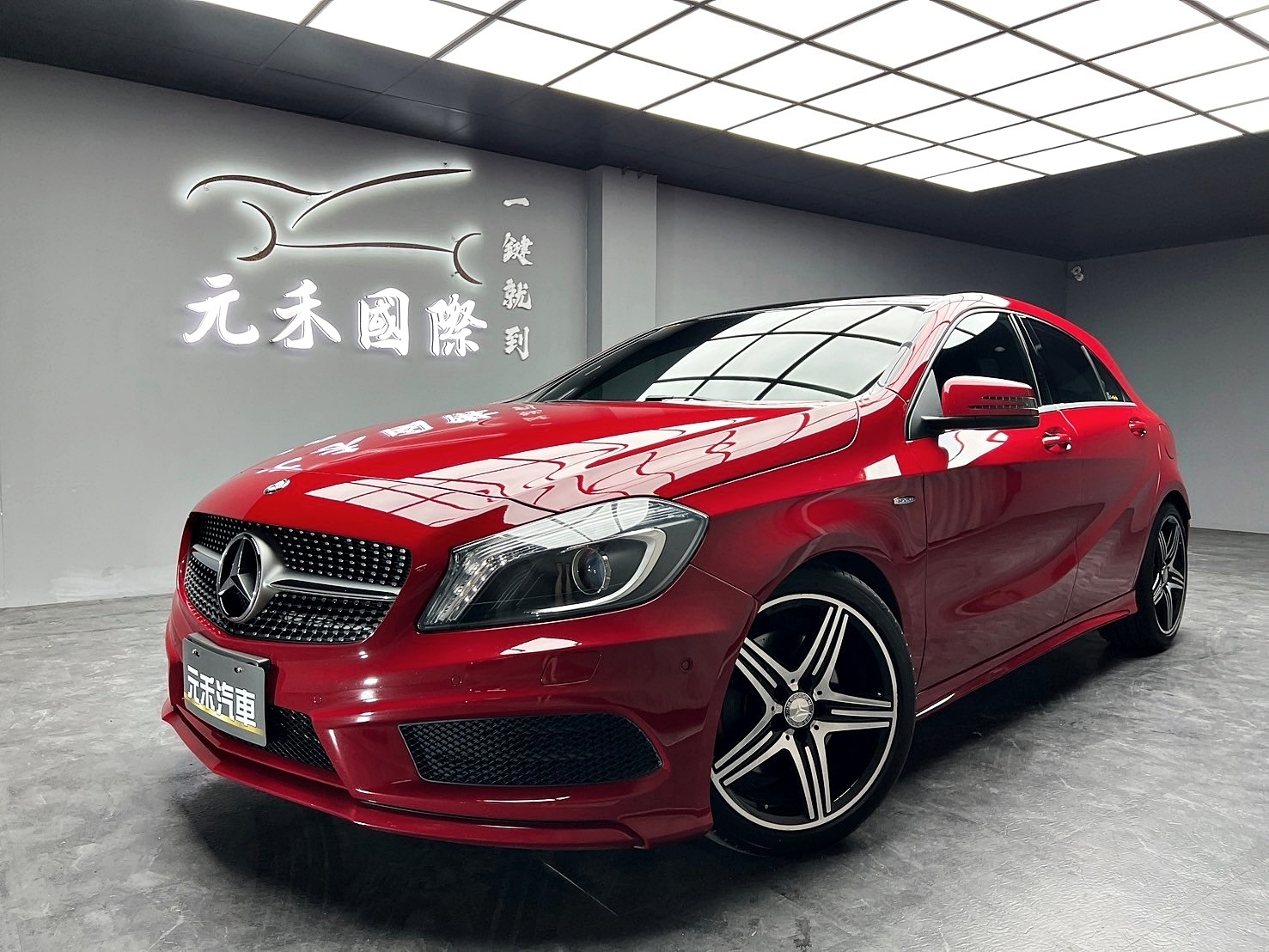 2013 Benz A250 Sport AMG 外觀套件 熱血掀背 ❗️(004)【 元禾國際 阿龍店長 0968-691-205】阿龍中古車 二手車 中古車 新北最大車庫 實車實價 認證車  第8張相片