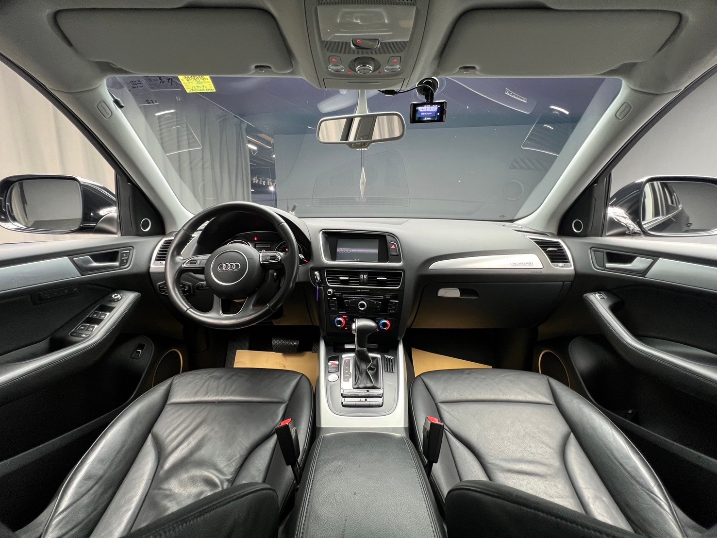 2013 Audil 奧迪 Q5 四驅 全景天窗 電尾門 B&O音響 ❗️(248)【 元禾國際 阿龍店長 0968-691-205】阿龍中古車 二手車 中古車 新北最大車庫 實車實價 認證車  第5張相片