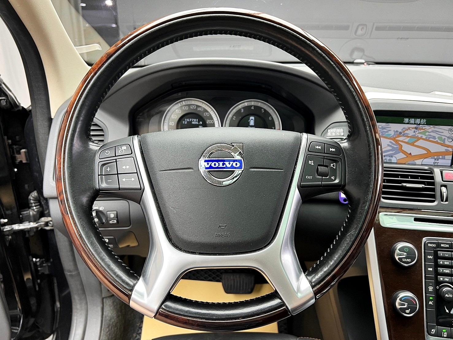 2011 Volvo XC60 T5 旗艦版 ACC跟車 全景天窗 盲點 ❗️(128)【 元禾國際 阿龍店長 0968-691-205】阿龍中古車 二手車 中古車 新北最大車庫 實車實價 認證車  第7張相片