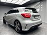 2014式 Benz A250 Sport AMG 外觀套件 平把方向盤 全景天窗 升級安卓機 熱血掀背車 ❗️(135)【 元禾國際 阿龍店長 0968-691-205】阿龍中古車 二手車 中古車 新北最大車庫 實車實價 認證車  第3張縮圖