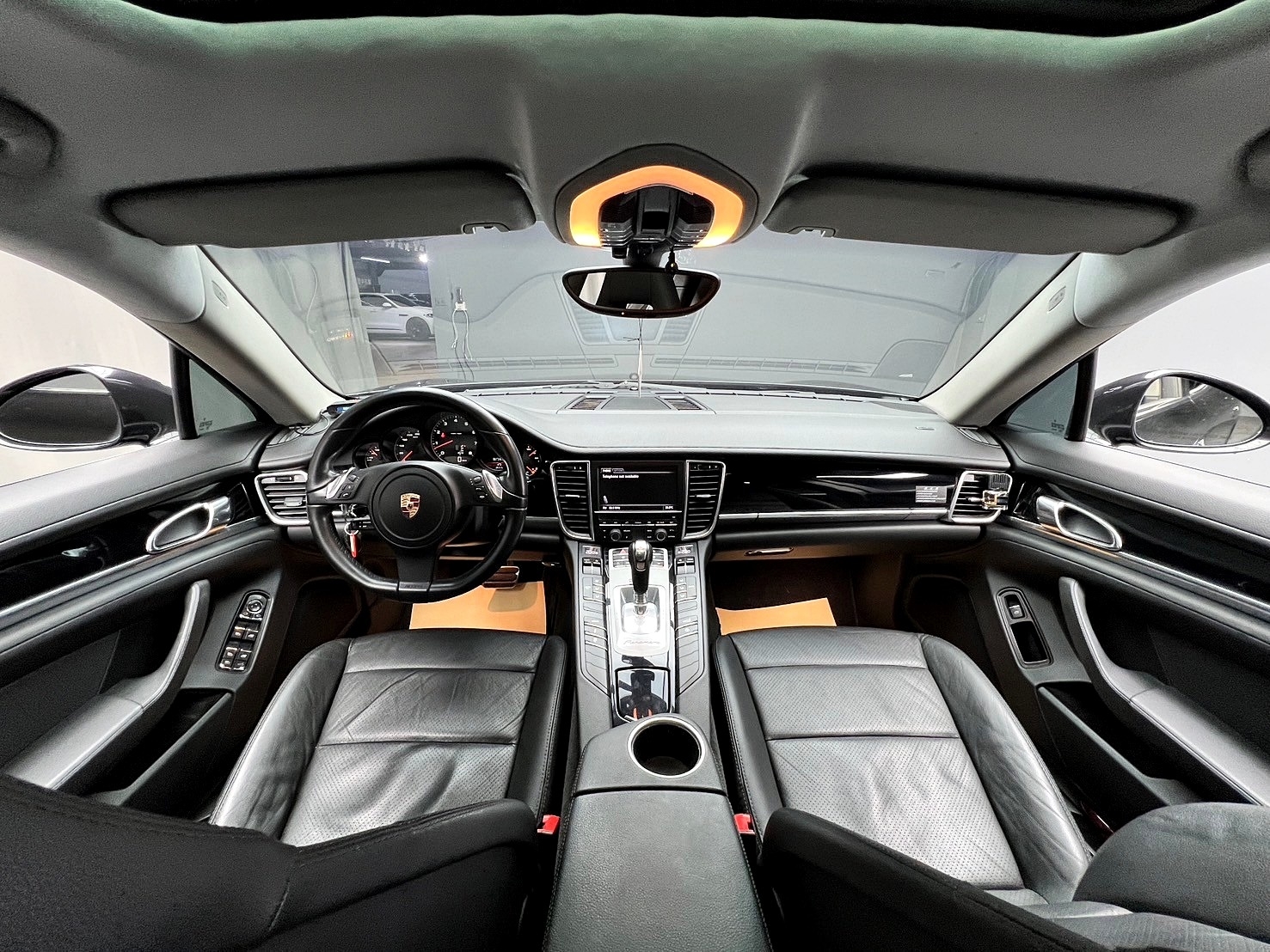 2012式 Porsche Panamera V6 保時捷 帕拉梅拉 天窗 電子懸吊 電尾翼 ❗️(123)【 元禾國際 阿龍店長 0968-691-205】阿龍中古車 二手車 中古車 新北最大車庫 實車實價 認證車  第5張相片