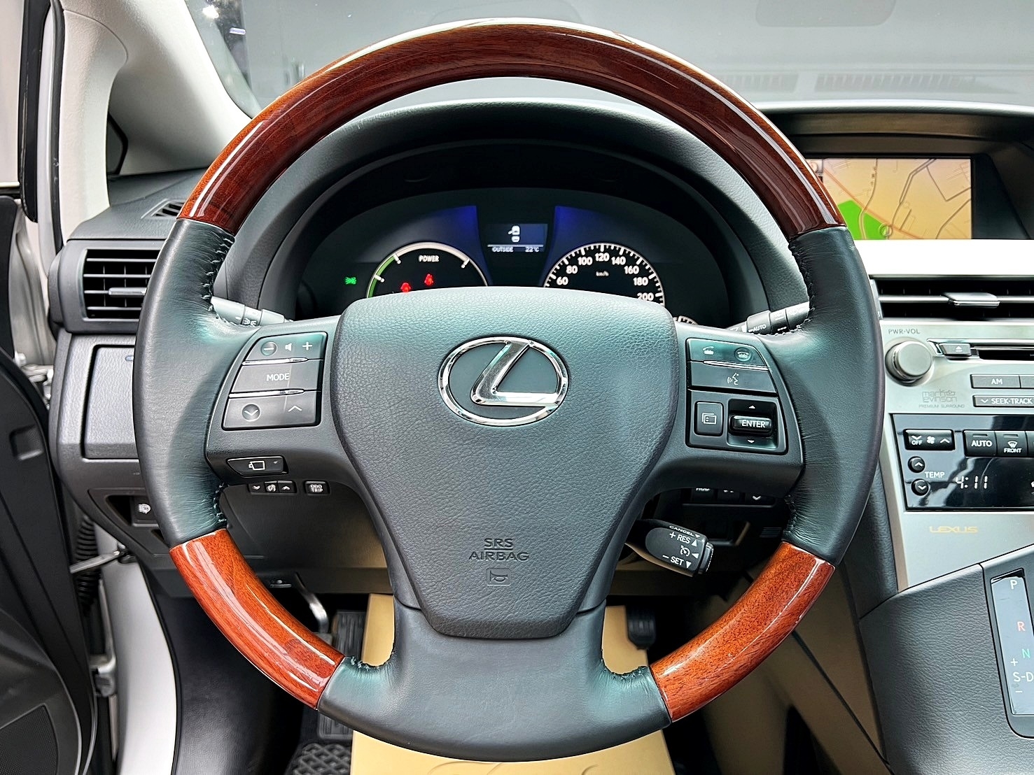 2011式 Lexus RX450h 頂級版 全景天窗 冷熱椅 已更換大電池 ❗️(196)【 元禾國際 阿龍店長 0968-691-205】阿龍中古車 二手車 中古車 新北最大車庫 實車實價 認證車  第7張相片