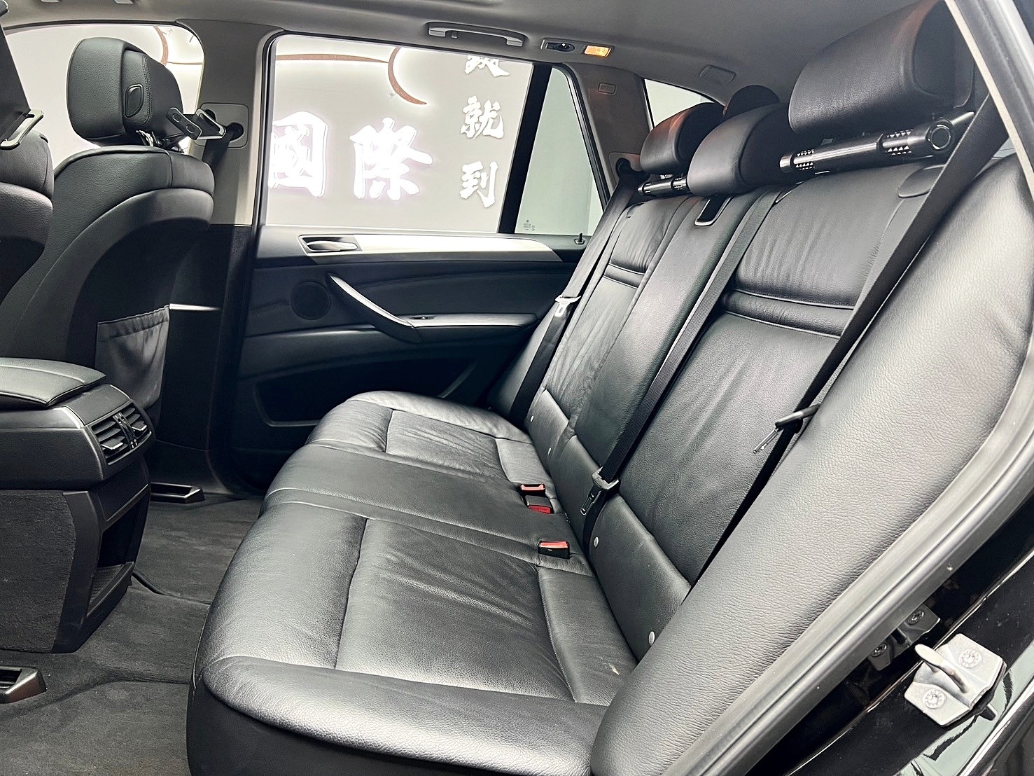 2013 BMW X5 xDrive30d 柴油 領航版 環景 全景天窗 電尾門 ❗️(110)【 元禾國際 阿龍店長 0968-691-205】阿龍中古車 二手車 中古車 新北最大車庫 實車實價 認證車  第4張相片