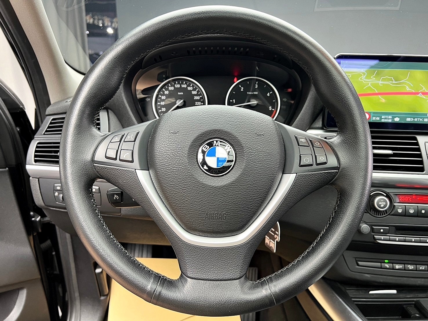 2013 BMW X5 xDrive30d 柴油 領航版 環景 全景天窗 電尾門 ❗️(110)【 元禾國際 阿龍店長 0968-691-205】阿龍中古車 二手車 中古車 新北最大車庫 實車實價 認證車  第7張相片