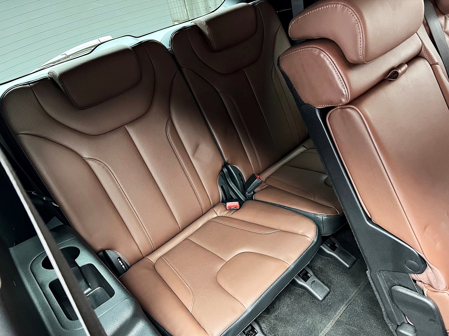 2023式 Hyundai SantaFe 渦輪 油電 GLTH-C 七人座 跟車 環景 數位儀表 新車保固3年 ❗️(034)【 元禾國際 阿龍店長 0968-691-205】阿龍中古車 二手車 中古車 新北最大車庫 實車實價 認證車  第5張相片