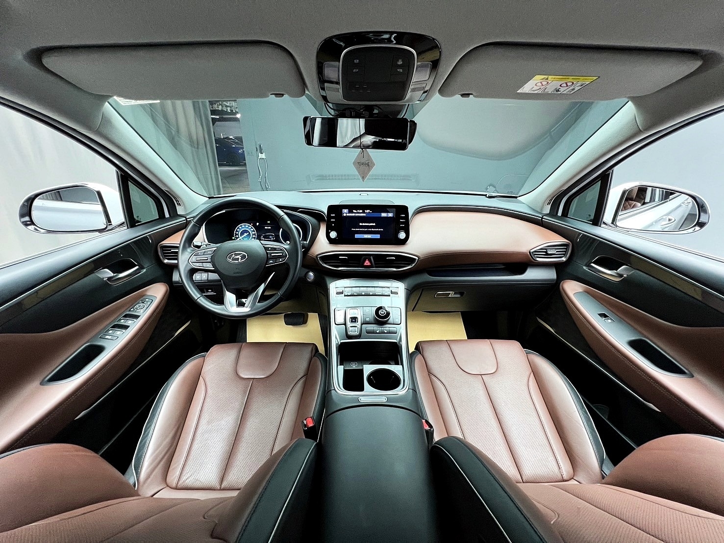 2023式 Hyundai SantaFe 渦輪 油電 GLTH-C 七人座 跟車 環景 數位儀表 新車保固3年 ❗️(034)【 元禾國際 阿龍店長 0968-691-205】阿龍中古車 二手車 中古車 新北最大車庫 實車實價 認證車  第6張相片