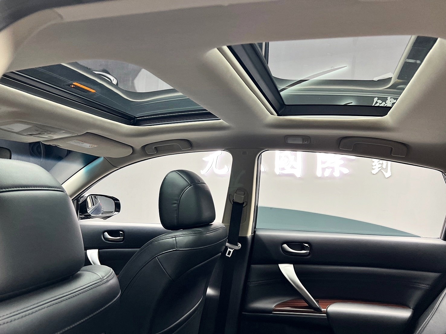2015 Nissan Teana LG 環景 旗艦 天窗版 前後大包 劃線碟盤 ❗️(212)【 元禾國際 阿龍店長 0968-691-205】阿龍中古車 二手車 中古車 新北最大車庫 實車實價 認證車  第5張相片