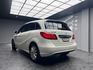 2014式 賓士 Benz B180 BlueEFFICIENCY 大空間 掀背跨界休旅❗️(198)【 元禾國際 阿龍店長 0968-691-205】阿龍中古車 二手車 中古車 新北最大車庫 實車實價 認證車  第3張縮圖