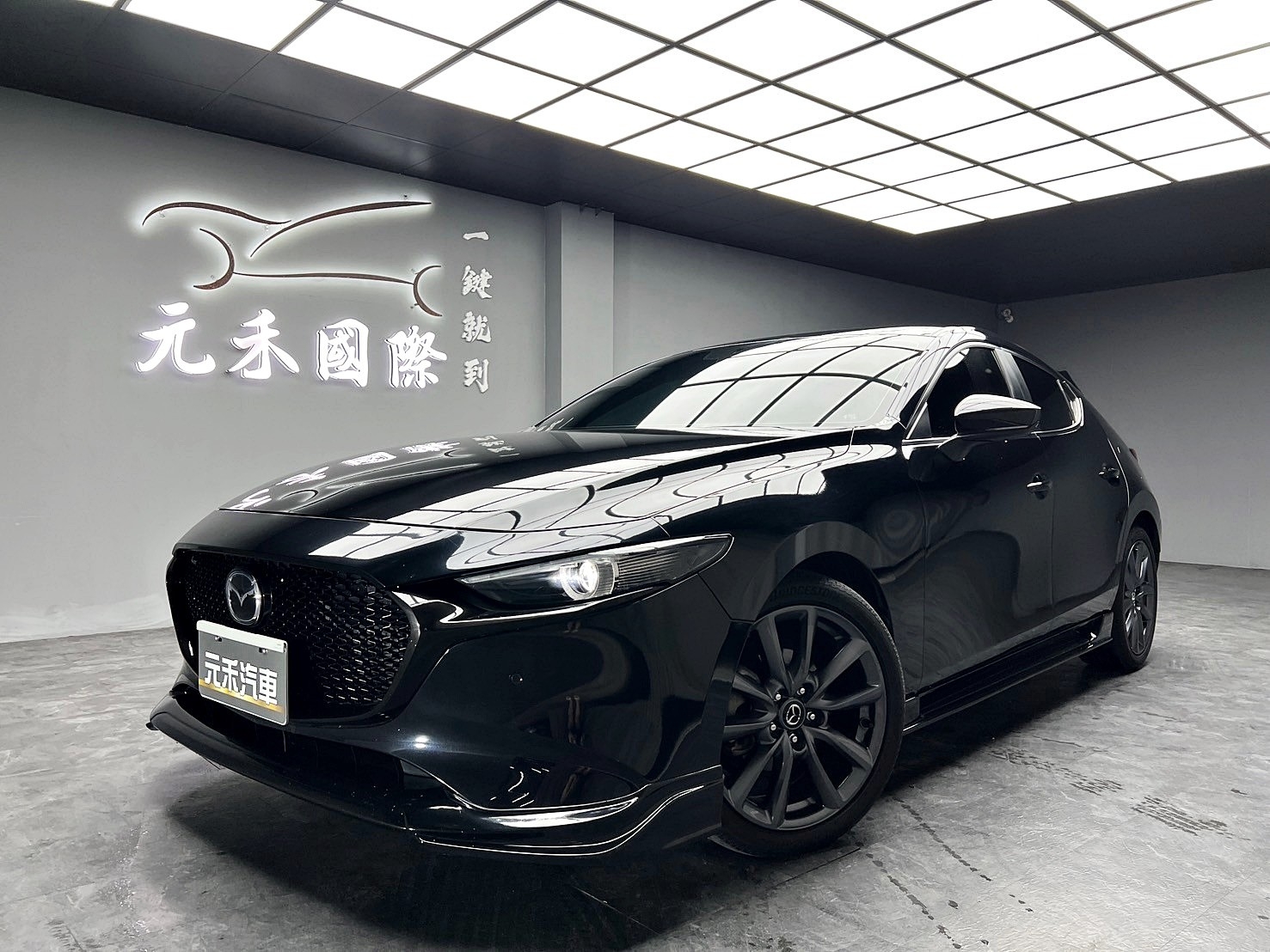 2021式 馬三 Mazda3 頂級型 ACC跟車 升級前後包&側裙 MAZDA馬自達 ❗️(146)【 元禾國際 阿龍店長 0968-691-205】阿龍中古車 二手車 中古車 新北最大車庫 實車實價 認證車  第10張相片
