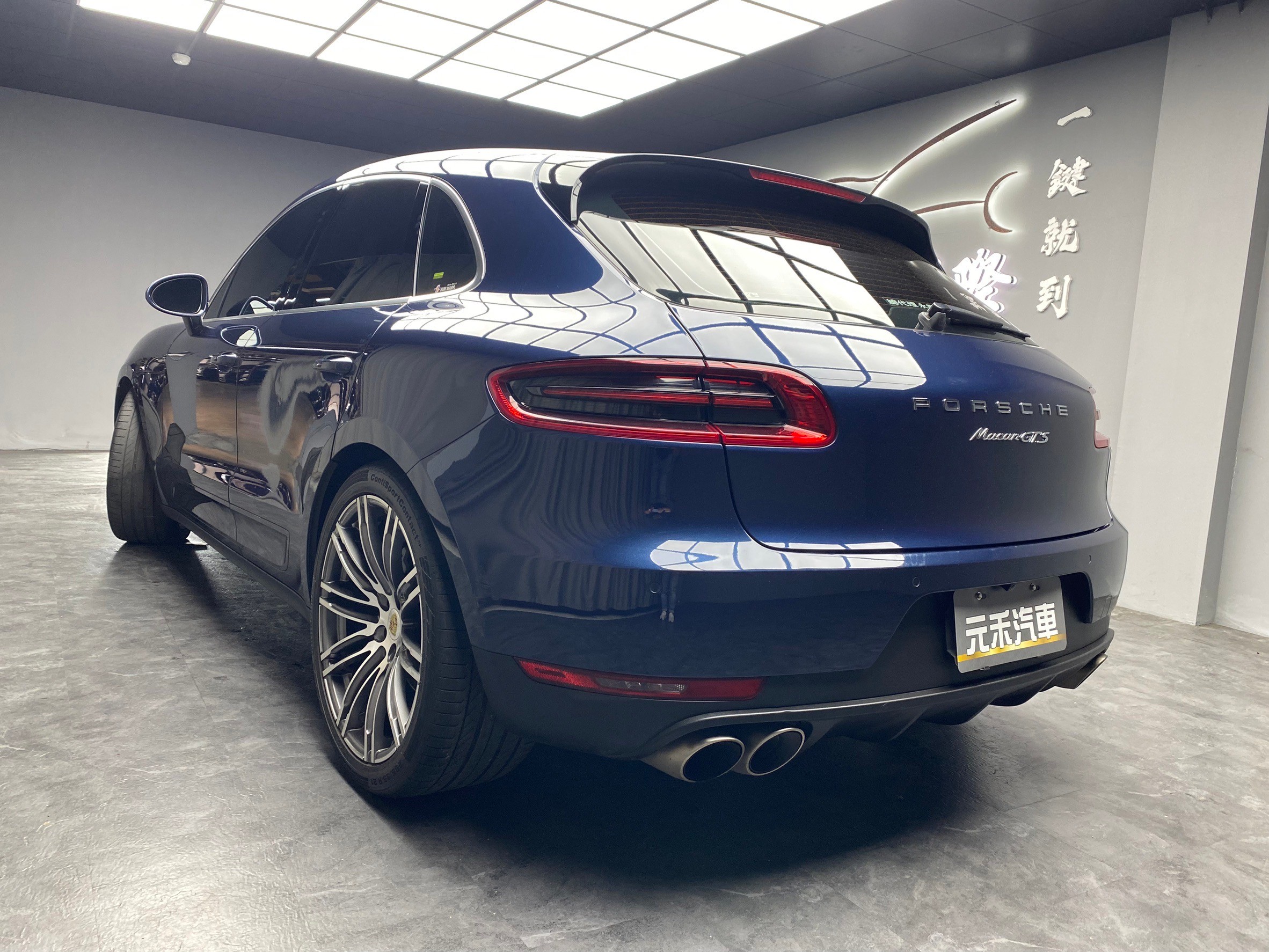 2015 Porsche Macan S 核桃木飾板 氛圍燈 多選配 低里程 ❗️(112)【 元禾國際 阿龍店長 0968-691-205】阿龍中古車 二手車 中古車 新北最大車庫 實車實價 認證車  第3張相片