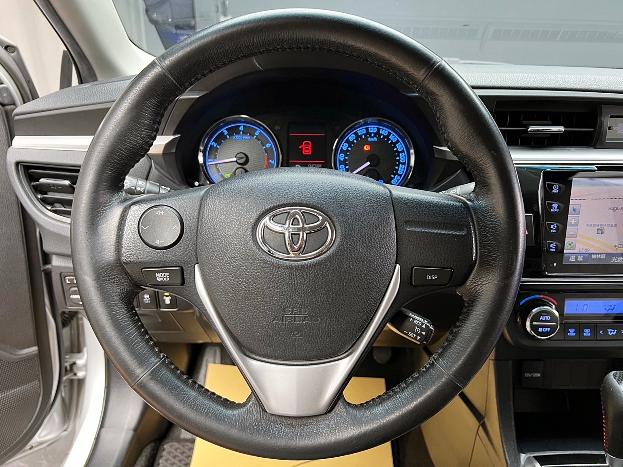 2015 11代 阿提斯 Toyota Corolla Altis 經典版 Safety+ 免鑰匙 ❗️(190)【 元禾國際 阿龍店長 0968-691-205】阿龍中古車 二手車 中古車 新北最大車庫 實車實價 認證車  第6張相片