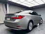 2017 Lexus ES200 頂級Navi版 跟車 天窗 ❗️(221)【 元禾國際 阿龍店長 0968-691-205】阿龍中古車 二手車 中古車 新北最大車庫 實車實價 認證車  第2張縮圖