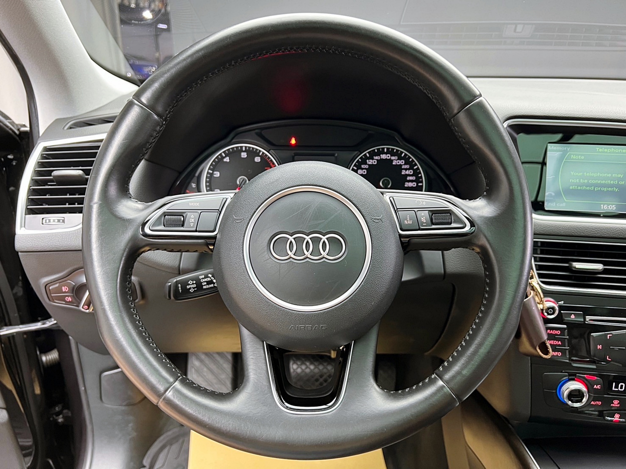 2016式 Audi 奧迪 Q5 四驅 全景天窗 電尾門 B&O音響 ❗️(245)【 元禾國際 阿龍店長 0968-691-205】阿龍中古車 二手車 中古車 新北最大車庫 實車實價 認證車  第7張相片