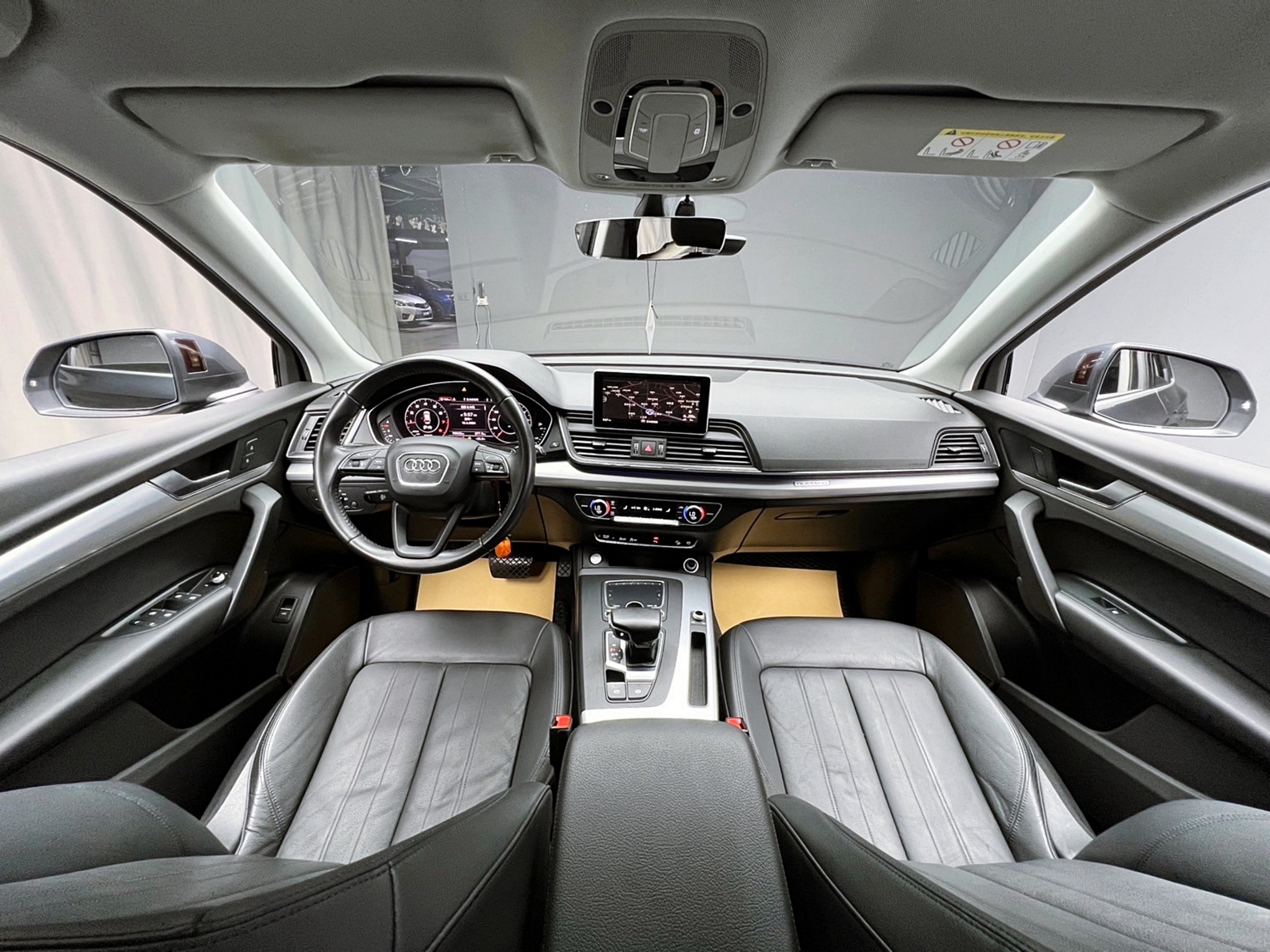 2017 Audi 奧迪 Q5 (NEW) 45TFSI 四驅 數位儀錶 電尾門 ❗️(256)【 元禾國際 阿龍店長 0968-691-205】阿龍中古車 二手車 中古車 新北最大車庫 實車實價 認證車  第6張相片
