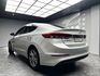 2017 改款後 現代 Elantra (NEW) 旗艦型 升級安卓機 ❗️(082)【 元禾國際 阿龍店長 0968-691-205】阿龍中古車 二手車 中古車 新北最大車庫 實車實價 認證車  第3張縮圖