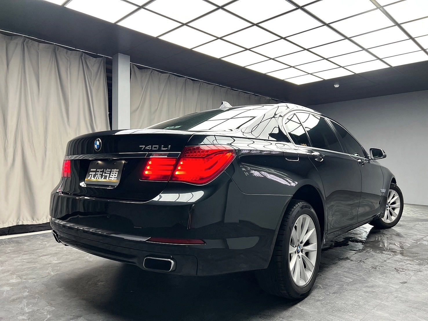 2013 F02 BMW 740Li 環景 天窗 電吸門 4座電冷熱椅 ❗️(154)【 元禾國際 阿龍店長 0968-691-205】阿龍中古車 二手車 中古車 新北最大車庫 實車實價 認證車  第2張相片