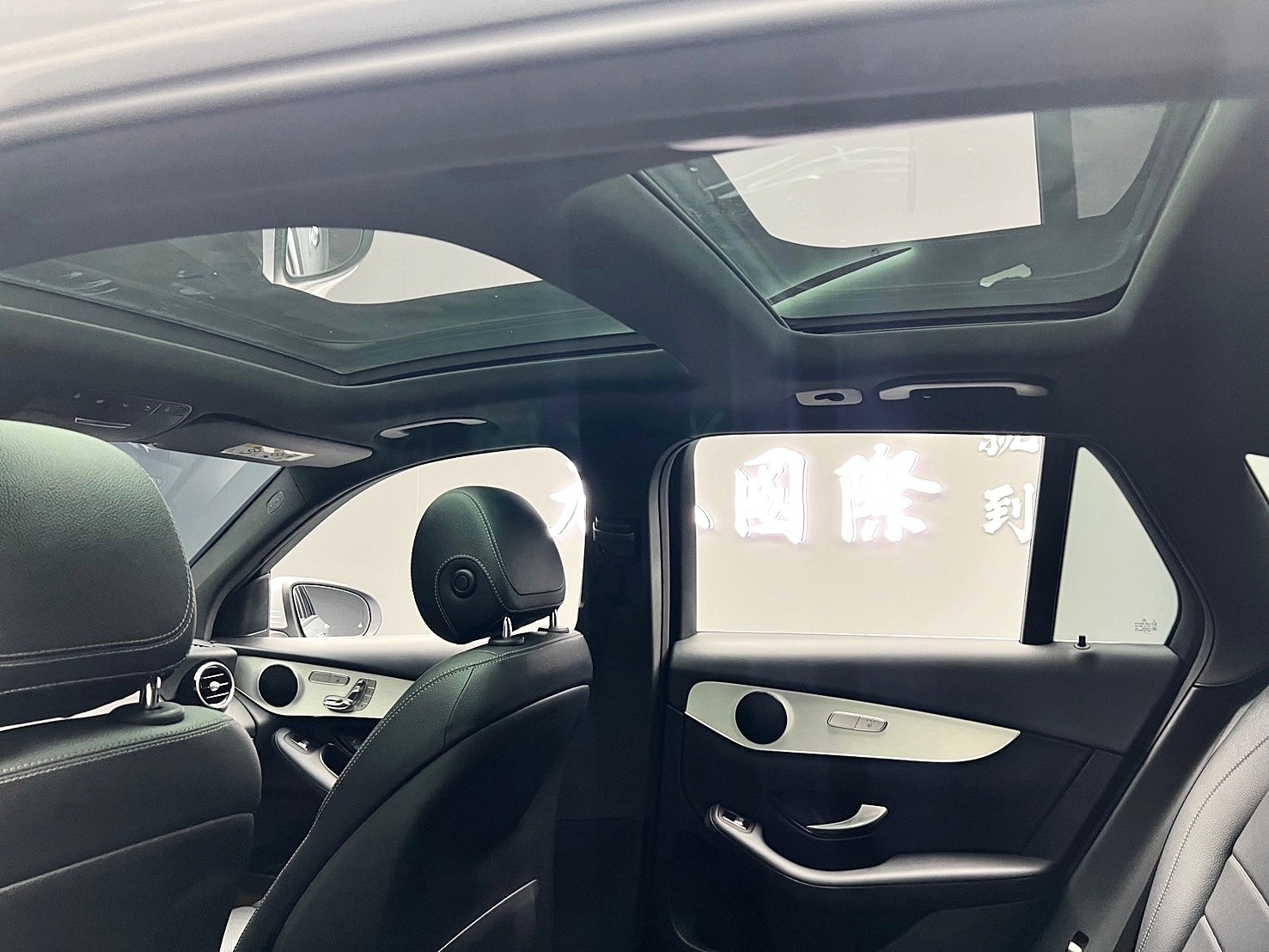2017 賓士 Benz GLC300 AMG 套件 四驅 環景 電熱椅 ❗️(209)【 元禾國際 阿龍店長 0968-691-205】阿龍中古車 二手車 中古車 新北最大車庫 實車實價 認證車  第8張相片
